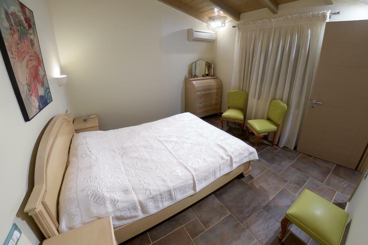 Вилла Patras Luxury Seaside House Экстерьер фото