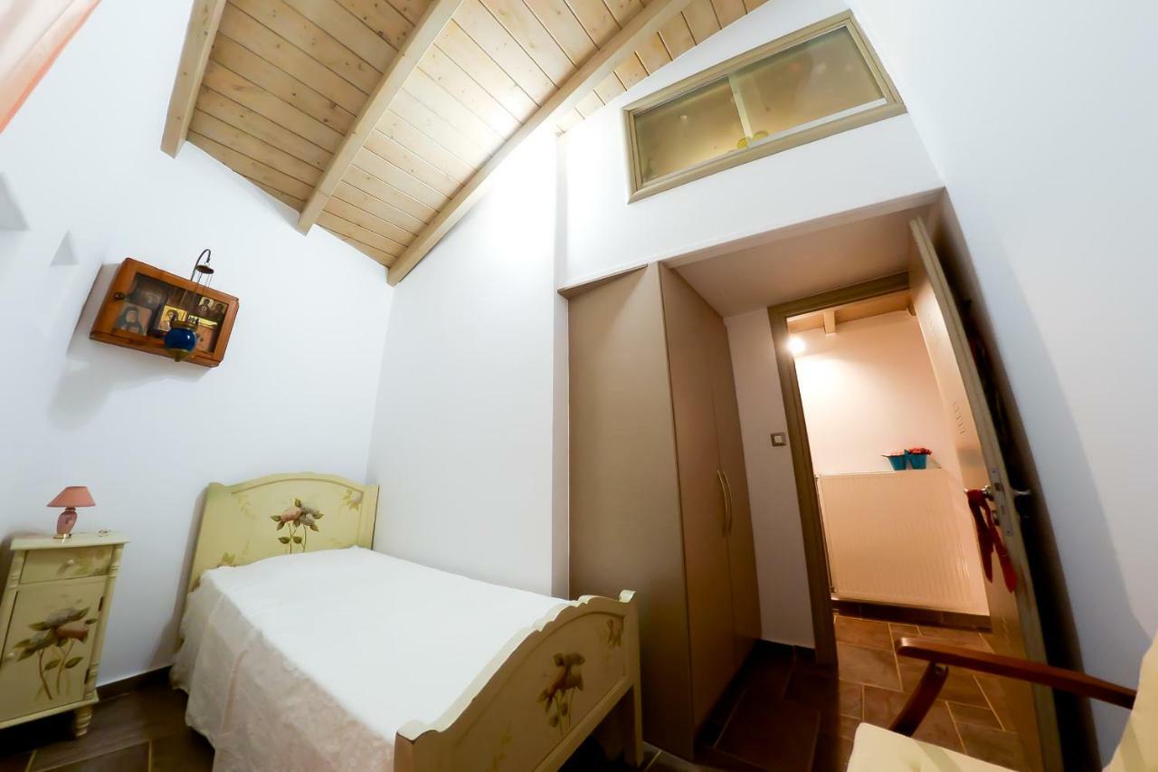 Вилла Patras Luxury Seaside House Экстерьер фото