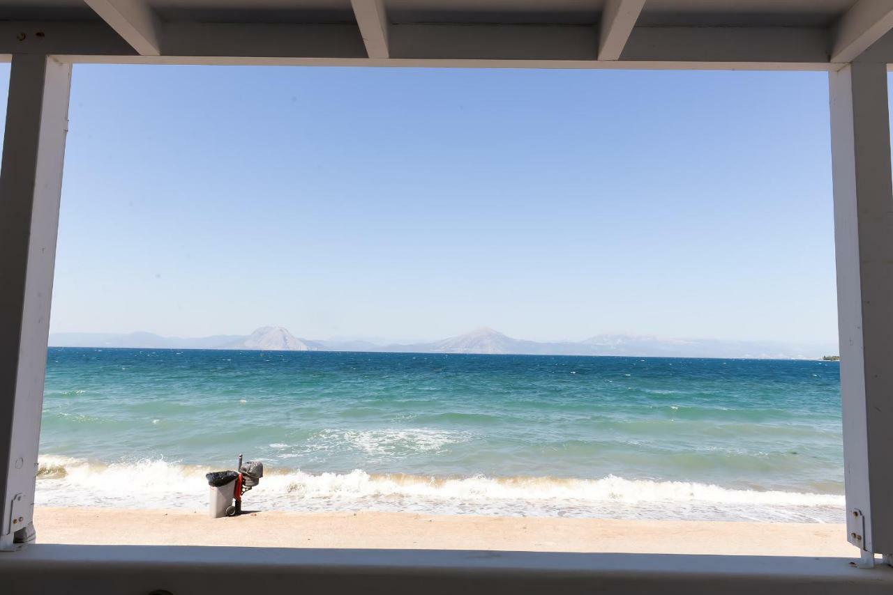 Вилла Patras Luxury Seaside House Экстерьер фото