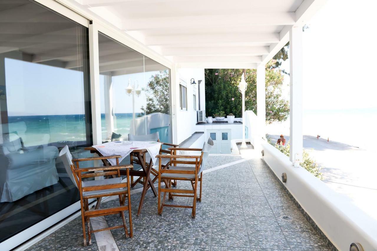 Вилла Patras Luxury Seaside House Экстерьер фото