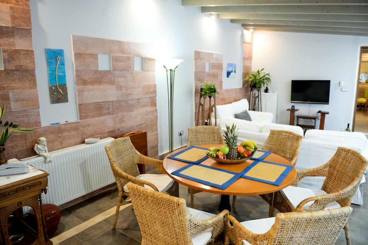 Вилла Patras Luxury Seaside House Экстерьер фото