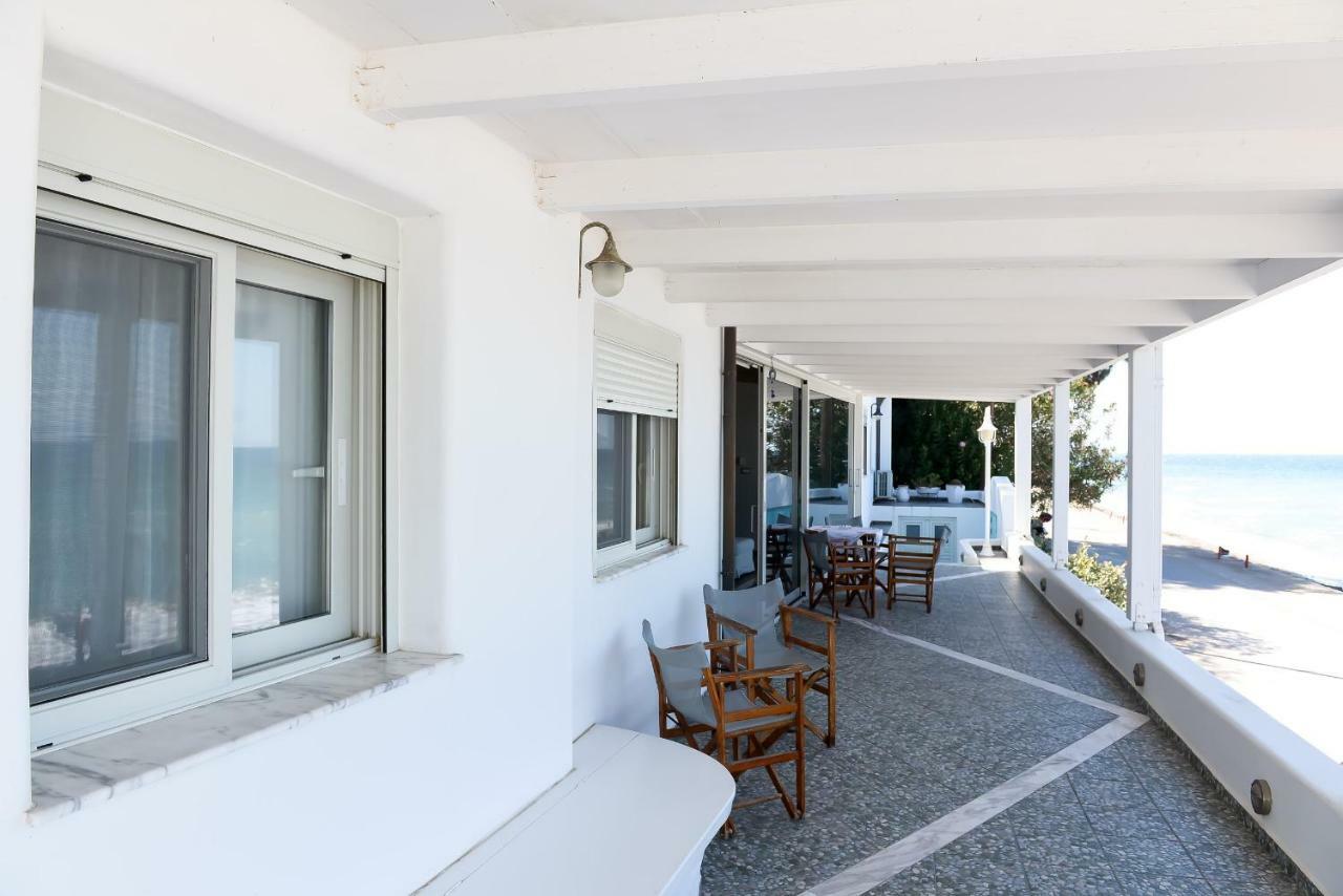 Вилла Patras Luxury Seaside House Экстерьер фото