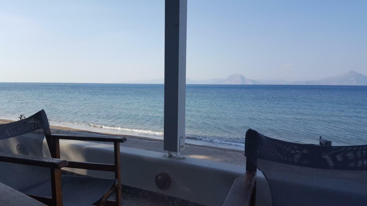 Вилла Patras Luxury Seaside House Экстерьер фото